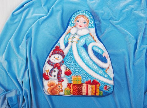 Подушка Снегурочка, набор для вышивания