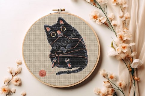 Четный кот играет с клубком, схема для вышивки крестиком