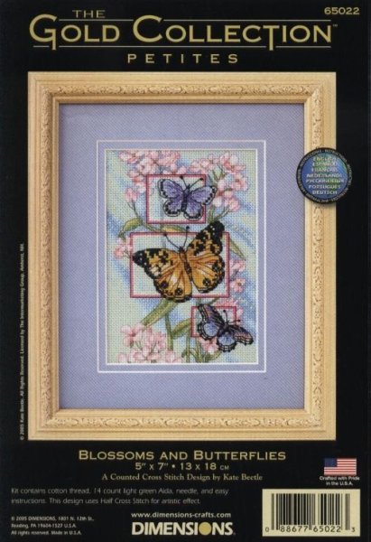 Бутоны и бабочки, набор для вышивания
