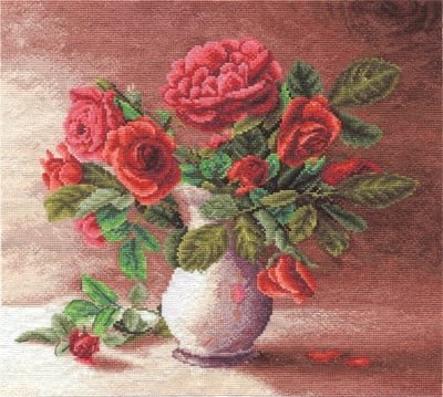 Красные розы в белом кувшине, набор для вышивания