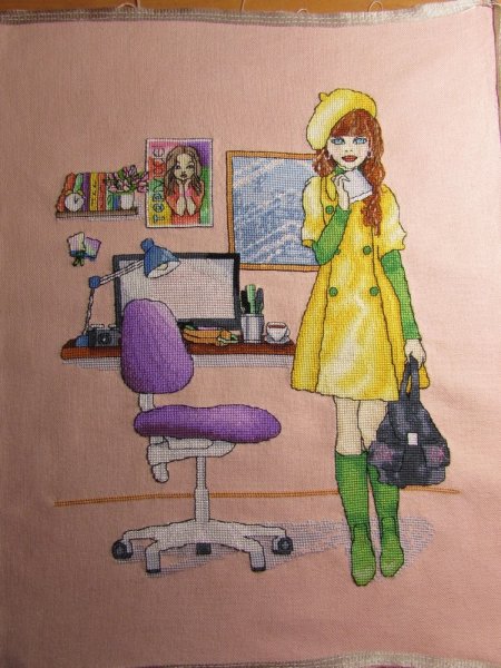 Девушка в офисе, схема для вышивки