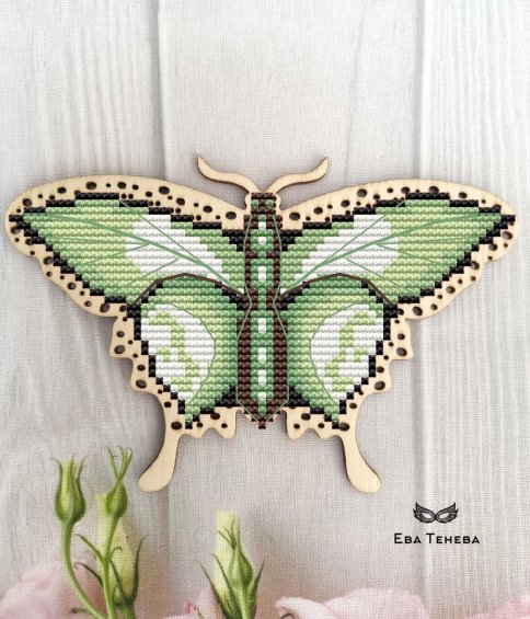 Бабочка бело-зеленая, схема для вышивки