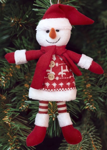 Набор для шитья ёлочной игрушки из фетра "Снеговик в шарфике"