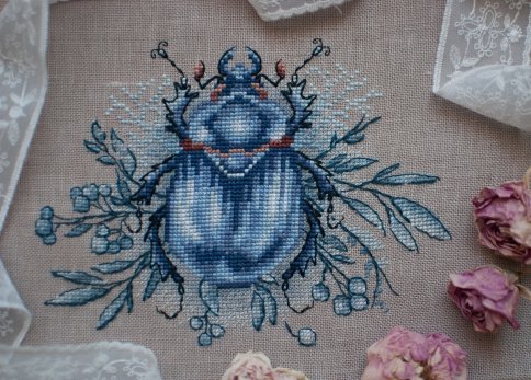 Синий жук, схема для вышивания