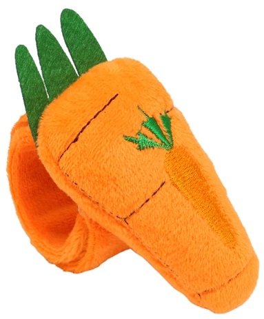 Игольница на браслете "Морковка"