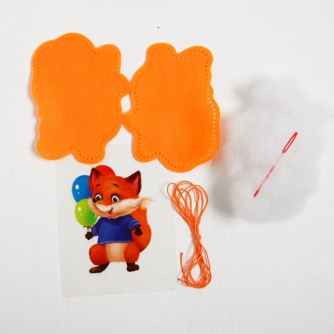 Набор для шитья игрушки из фетра с термонаклейкой "Лис с шариками"