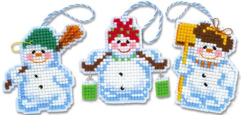 Новогодние игрушки "Снеговички", набор для вышивания
