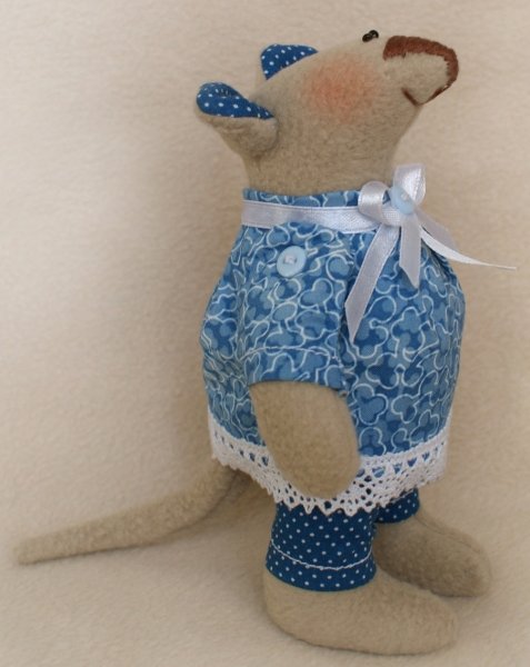 Набор для шитья текстильной игрушки Mouse's Story, М002
