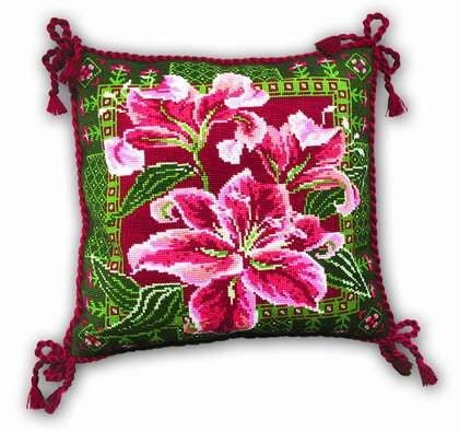 Подушка "Лилии", набор для вышивания
